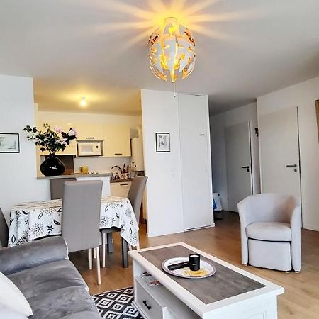 Appartement Moderne Finement Decore Avec Balcon A Vannes Centre Экстерьер фото